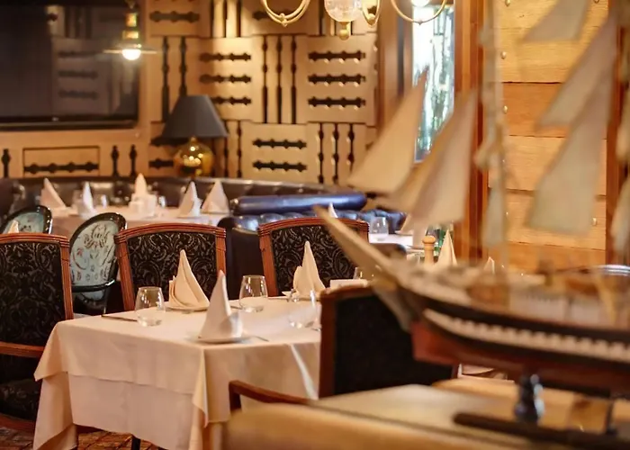 Хотел маринела