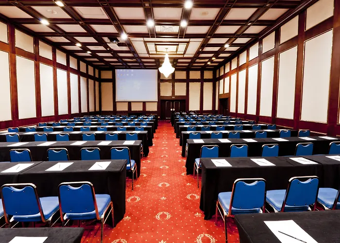 Хотел маринела