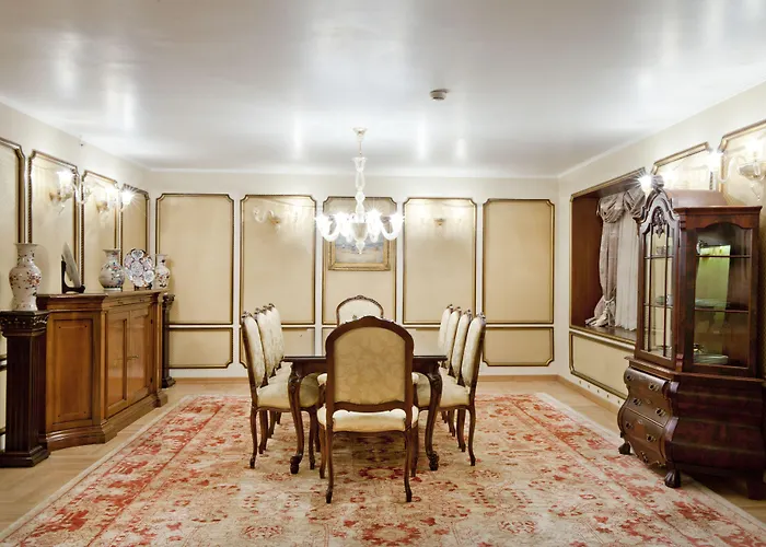 маринела Хотел