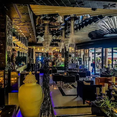 玛立纳拉索非亚酒店 5*